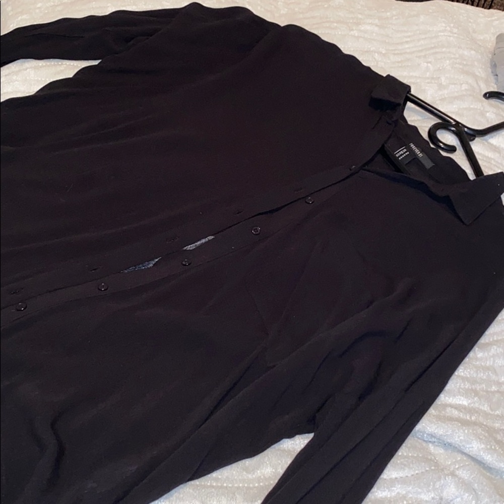 Gorgeous flowy Long sleeve printed top